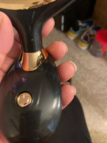 Neck Lifting and Tightening Device